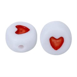 Akryl perler med rødt hjerte. 7 mm. 10 stk.